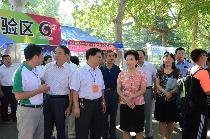 学校领导前来视察澳门威尼斯赌场
迎新工作，图为澳门威尼斯赌场
院长孔令让为到场领导讲解澳门威尼斯赌场
迎新工作情况